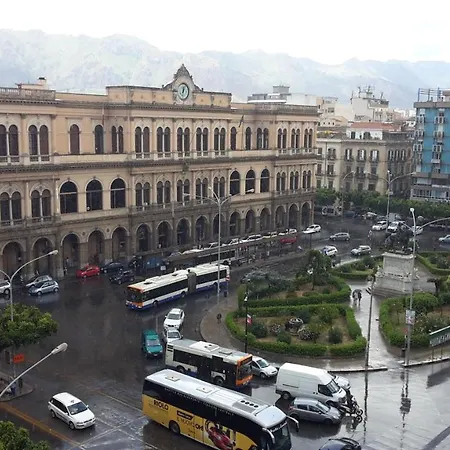 Station Apartment Palermo